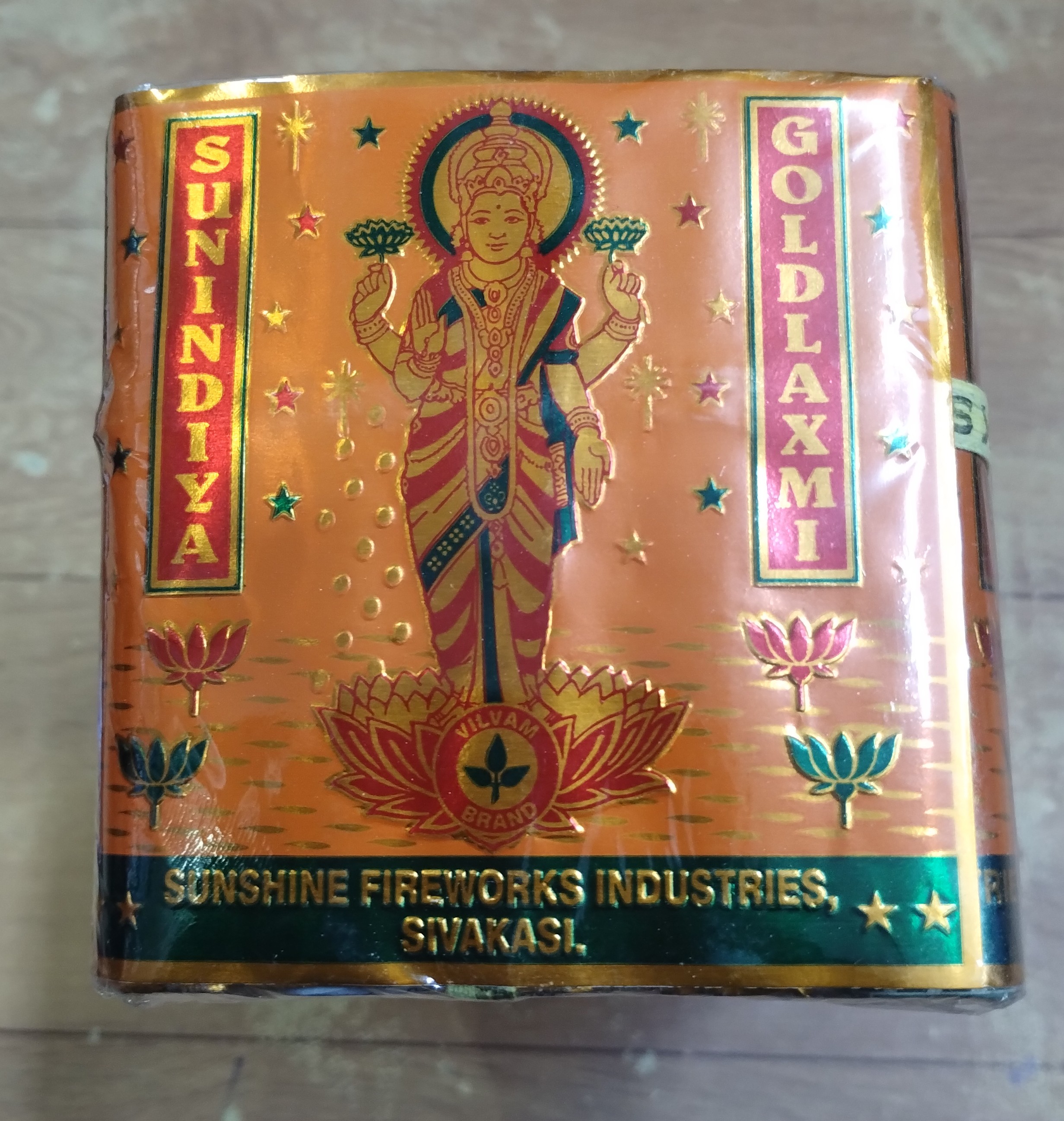 CL Crackers Gold  / Super Deluxe Lakshmi