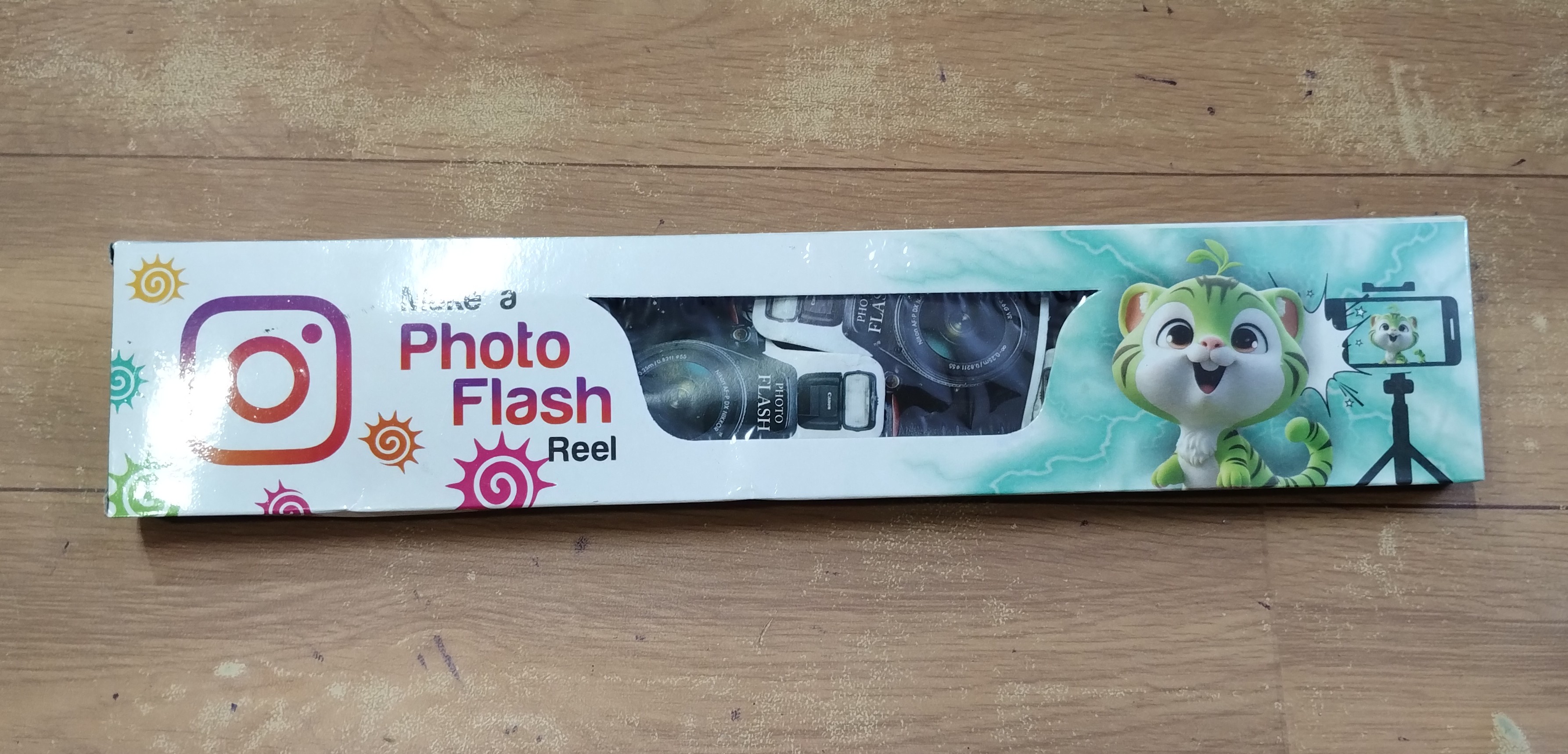 CL Crackers Photo Flash